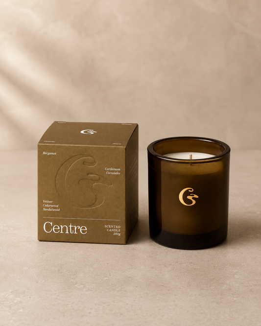 Cedar Centre Scented Candle — Smoky Woods & Spice